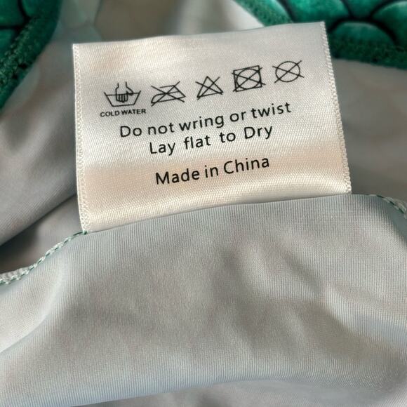 NWT Sun Tails Mermaid Tail Size 7-11 Siren Green - Green Monofin - Picture 3 of 9